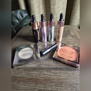 Revolution 7 PC Glow Collection